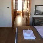 Mansion Hotel *