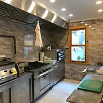 מלון Mansion *