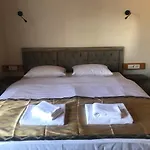 Mansion *