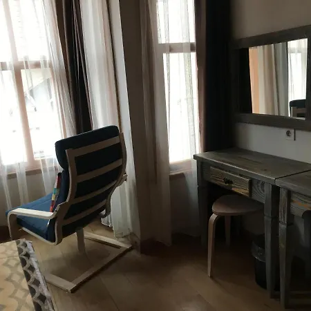 מלון Mansion *