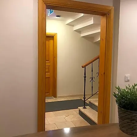 Mansion Hotel *