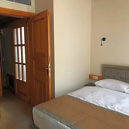 Mansion Hotel