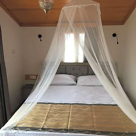 Mansion Hotel