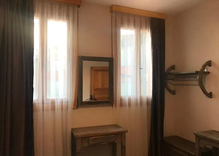 Mansion Отель *