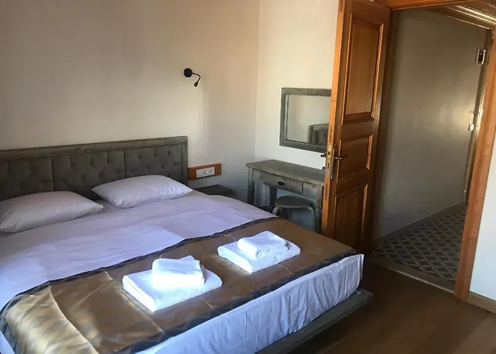 Отель Mansion *