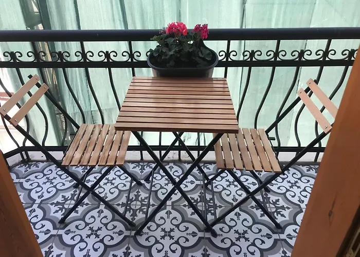 Mansion Отель *