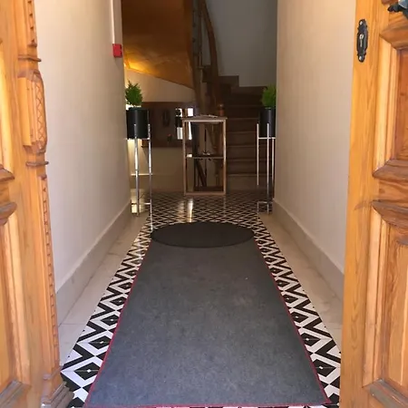 Mansion *
